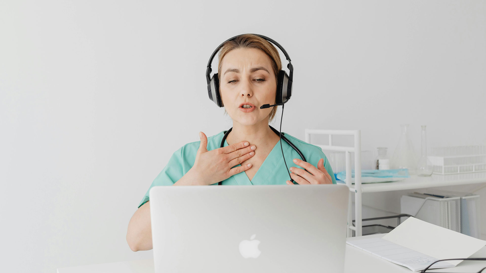 Professional medical document translation services for German licensing